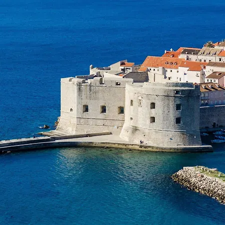 Bonavista - Premium Two Bedroom With Balcony And Sea View A2