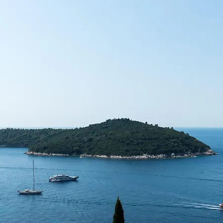 Bonavista - Premium Two Bedroom With Balcony And Sea View A2 *